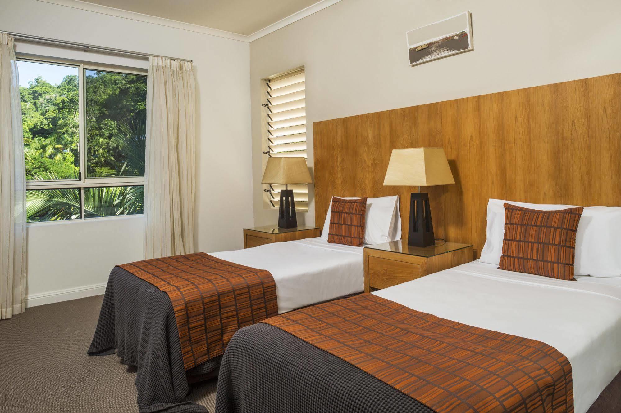 Sea Change Beachfront Apartments Trinity Beach Εξωτερικό φωτογραφία