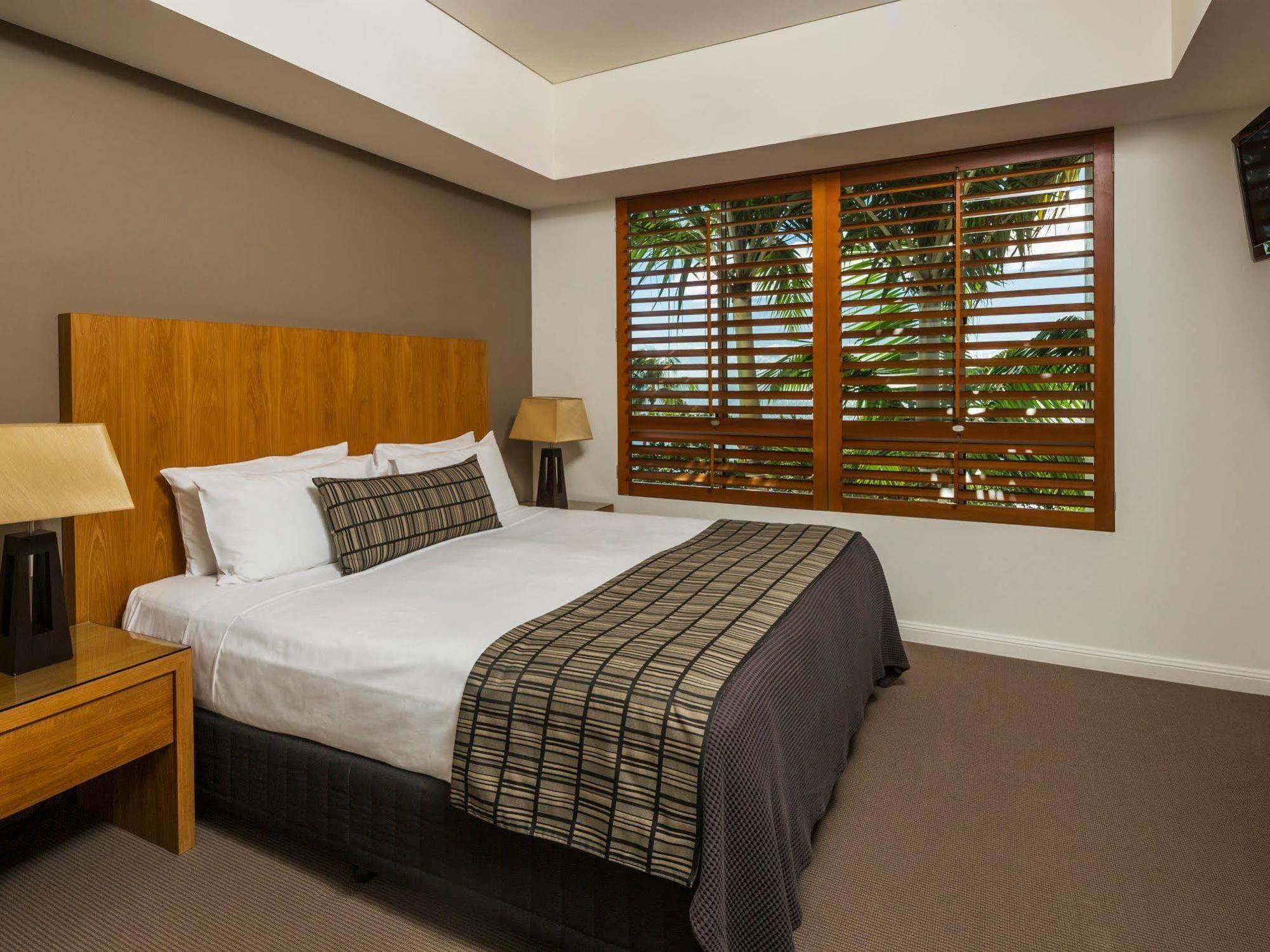 Sea Change Beachfront Apartments Trinity Beach Εξωτερικό φωτογραφία