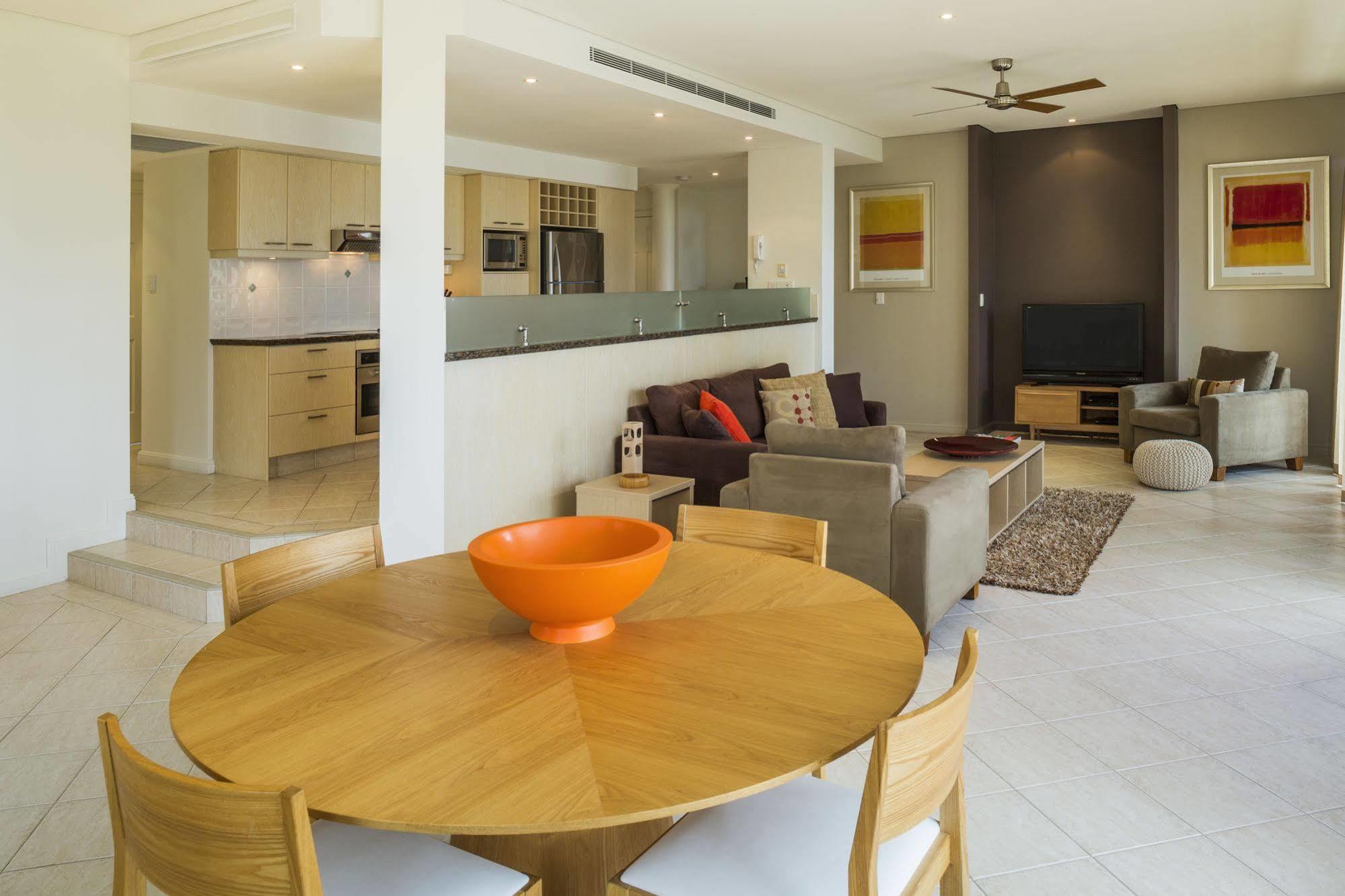 Sea Change Beachfront Apartments Trinity Beach Εξωτερικό φωτογραφία